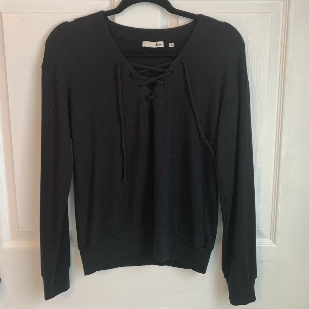 Aritzia Wilfred Free Black Long Sleeve Lace Up